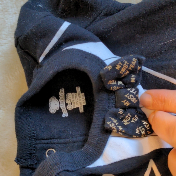 My First New Year Baby Suit - Picture 2 of 3